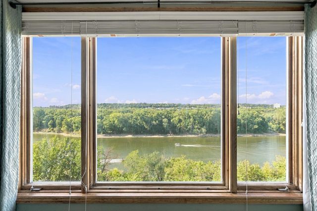 1021 Sibley Memorial Highway 404, Lilydale, MN 55118