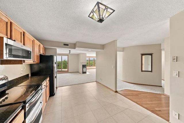 1021 Sibley Memorial Highway 404, Lilydale, MN 55118