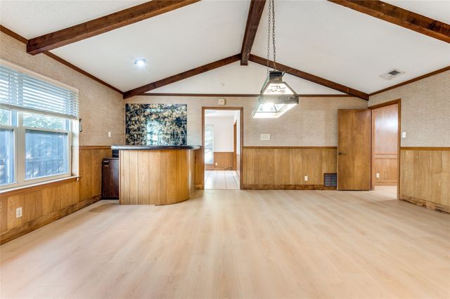 2805 Staffordshire Drive, Carrollton, TX 75007