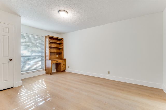 2805 Staffordshire Drive, Carrollton, TX 75007