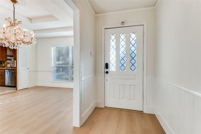 2805 Staffordshire Drive, Carrollton, TX 75007