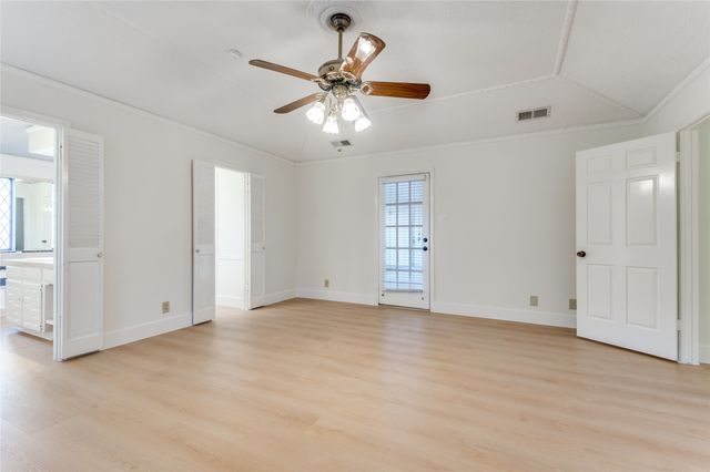 2805 Staffordshire Drive, Carrollton, TX 75007