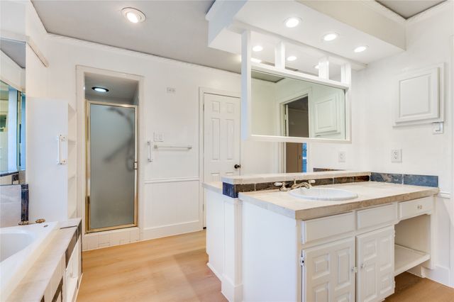 2805 Staffordshire Drive, Carrollton, TX 75007