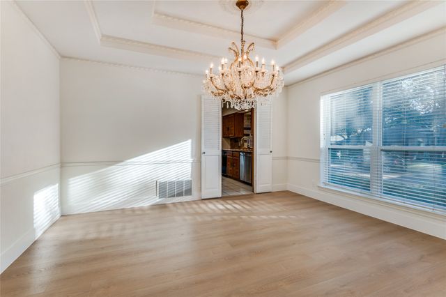 2805 Staffordshire Drive, Carrollton, TX 75007