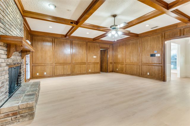 2805 Staffordshire Drive, Carrollton, TX 75007