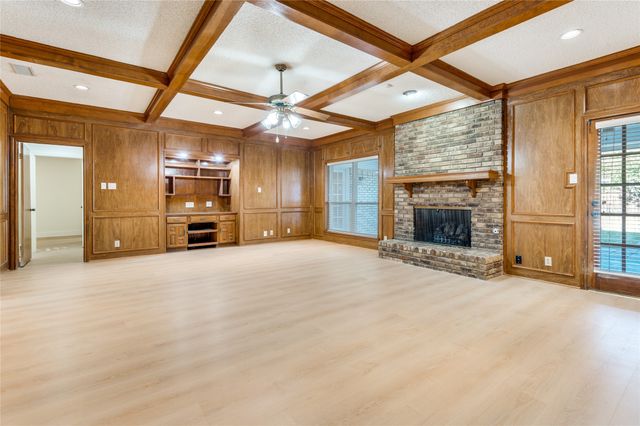 2805 Staffordshire Drive, Carrollton, TX 75007