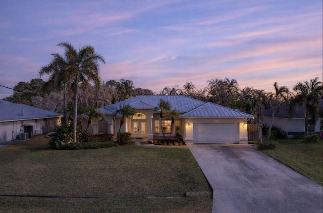 737 SW Dalton Circle, Port St. Lucie, Port St Lucie, FL 34953