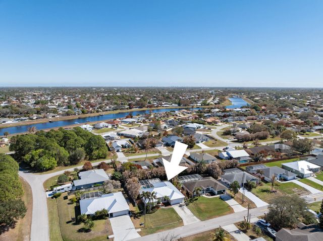 737 SW Dalton Circle, Port St. Lucie, Port St Lucie, FL 34953