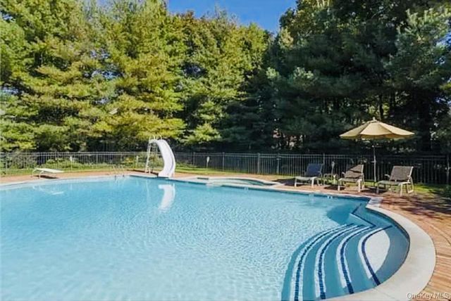 22 Willow Road, Woodsburgh, NY 11598