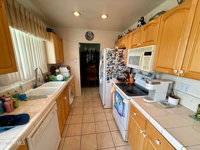1404 W Wilshire Avenue, Fullerton, CA 92833