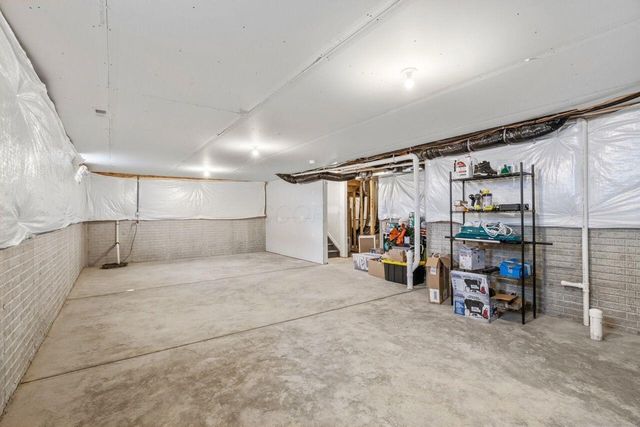 291 Shady Hollow Drive, Commercial Point, OH 43116