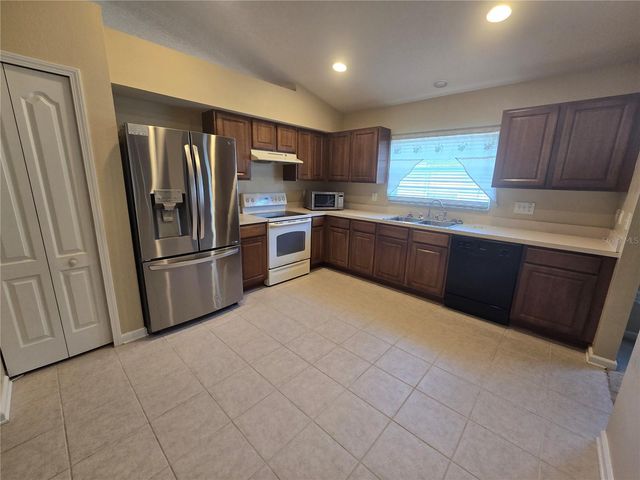7624 GRANITVILLE DRIVE, Wesley Chapel, FL 33545
