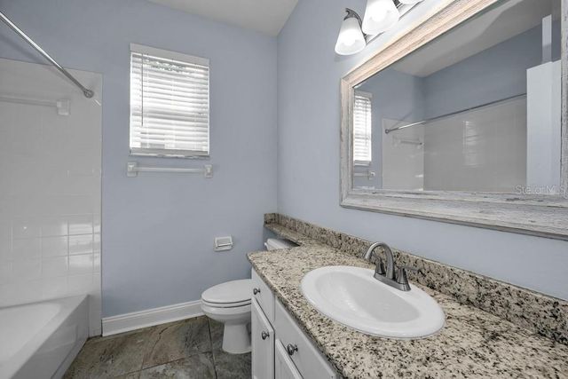 18104 HAMDEN PARK WAY, Tampa, FL 33647