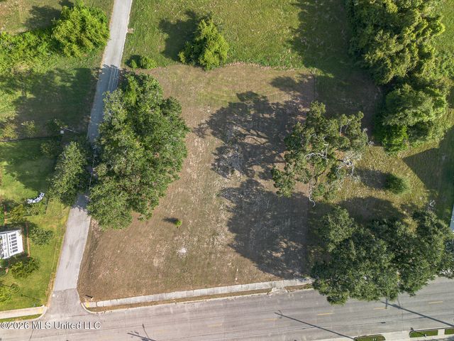 401 2nd Street, Gulfport, MS 39507