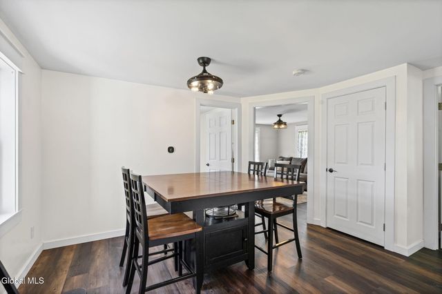 26 Hackett Street, Bethlehem, NY 12158