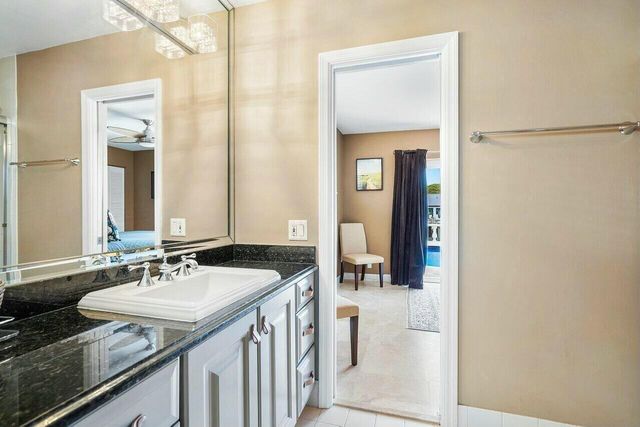 41 Castle Harbor Isle Drive, Fort Lauderdale, FL 33308
