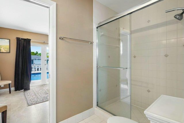 41 Castle Harbor Isle Drive, Fort Lauderdale, FL 33308