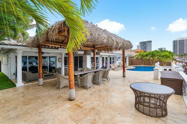41 Castle Harbor Isle Drive, Fort Lauderdale, FL 33308