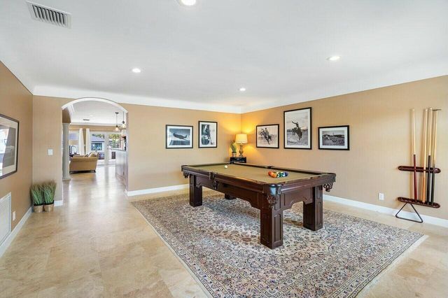 41 Castle Harbor Isle Drive, Fort Lauderdale, FL 33308