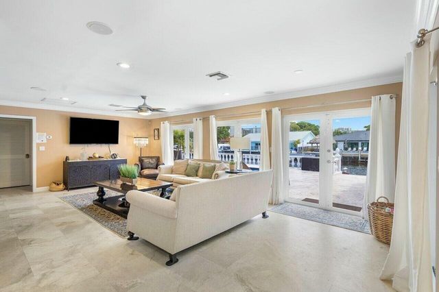41 Castle Harbor Isle Drive, Fort Lauderdale, FL 33308