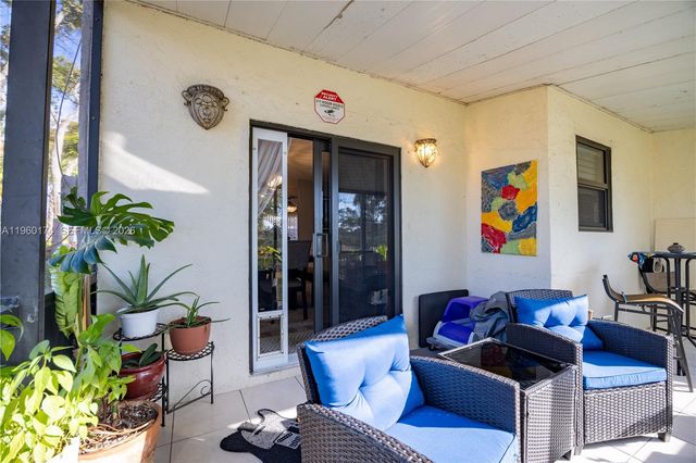 898 NW 47th Street, Deerfield Beach, FL 33064