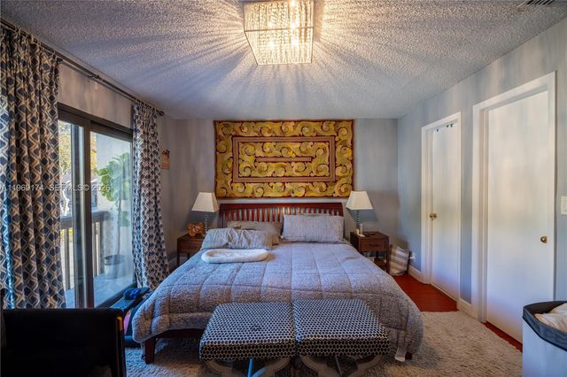 898 NW 47th Street, Deerfield Beach, FL 33064
