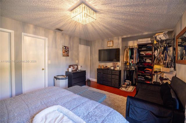 898 NW 47th Street, Deerfield Beach, FL 33064