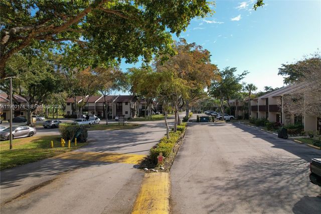 898 NW 47th Street, Deerfield Beach, FL 33064