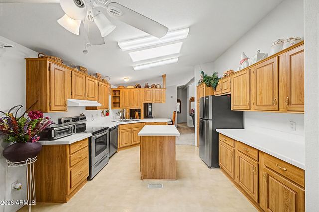 35440 N SIERRA VISTA Drive, San Tan Valley, AZ 85140