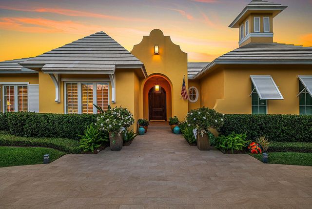 10329 Prestwick Road, Boynton Beach, FL 33436