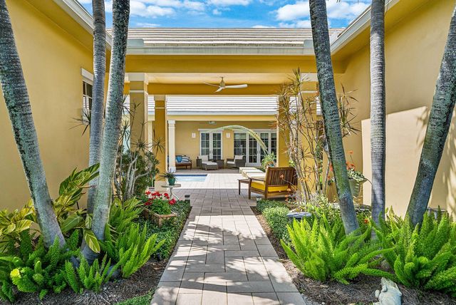 10329 Prestwick Road, Boynton Beach, FL 33436