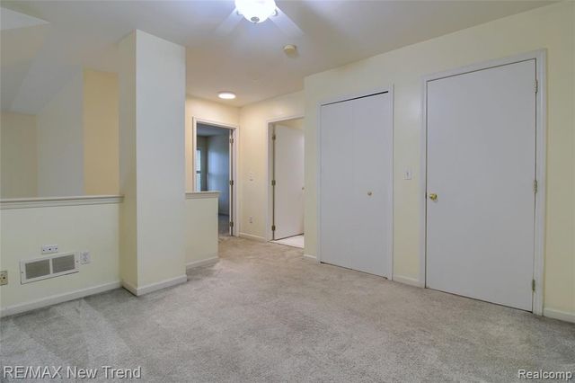 38222 Saratoga Circle, Farmington Hills, MI 48331