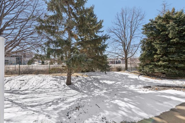 7887 Barrymore Lane, Woodbury, MN 55125