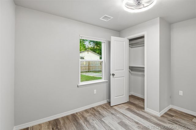 220 W Seneca Street, Tahlequah, OK 74464