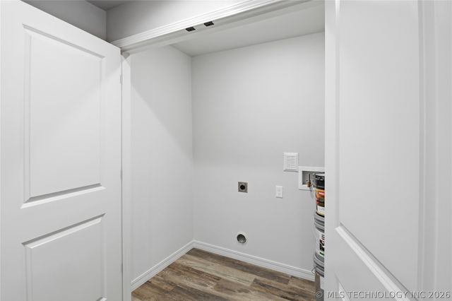 220 W Seneca Street, Tahlequah, OK 74464
