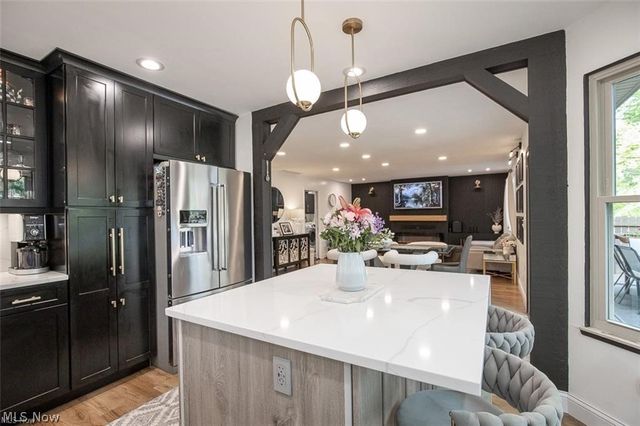 17101 Rabbit Run Drive, Strongsville, OH 44136