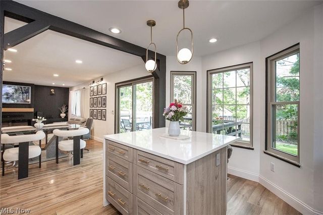 17101 Rabbit Run Drive, Strongsville, OH 44136
