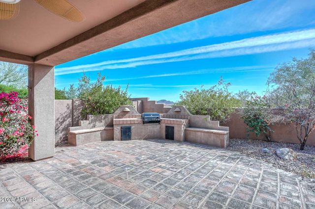 2243 W FIRETHORN Way, Anthem, AZ 85086