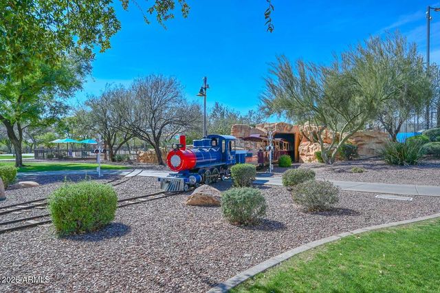 2243 W FIRETHORN Way, Anthem, AZ 85086