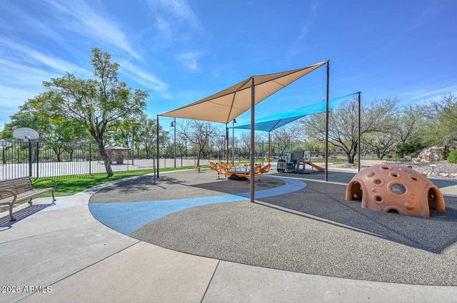 2243 W FIRETHORN Way, Anthem, AZ 85086