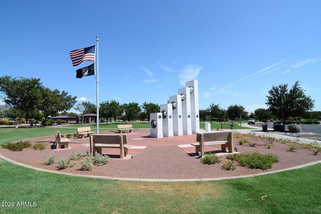 2243 W FIRETHORN Way, Anthem, AZ 85086