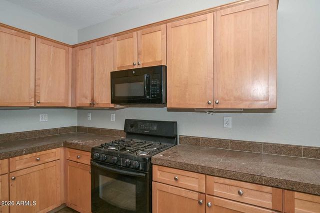 2243 W FIRETHORN Way, Anthem, AZ 85086