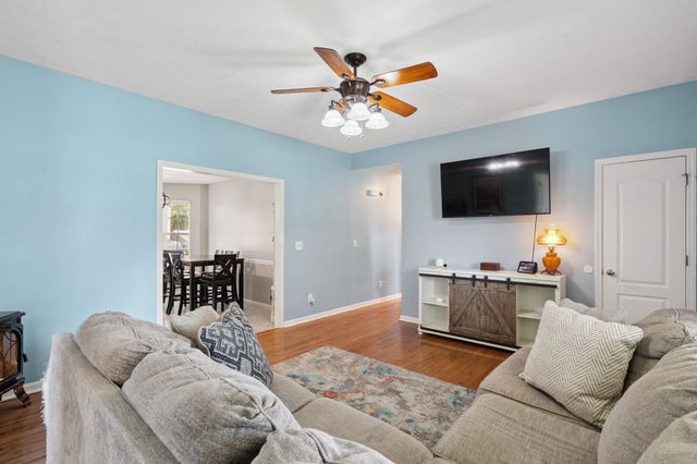 221 Lehman Trl, Murfreesboro, TN 37128