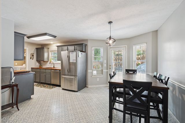 221 Lehman Trl, Murfreesboro, TN 37128