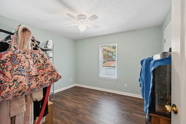 221 Lehman Trl, Murfreesboro, TN 37128