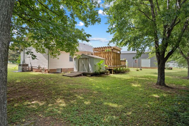 221 Lehman Trl, Murfreesboro, TN 37128