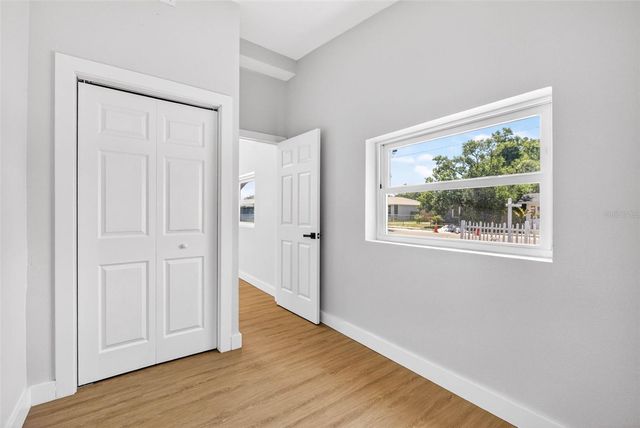 4127 12TH AVENUE S, St Petersburg, FL 33711