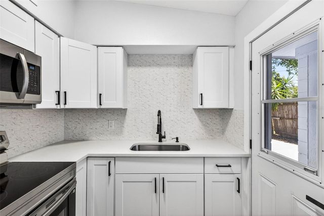 4127 12TH AVENUE S, St Petersburg, FL 33711