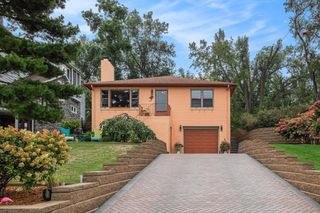 101 Shore Drive, Portage, IN 46368