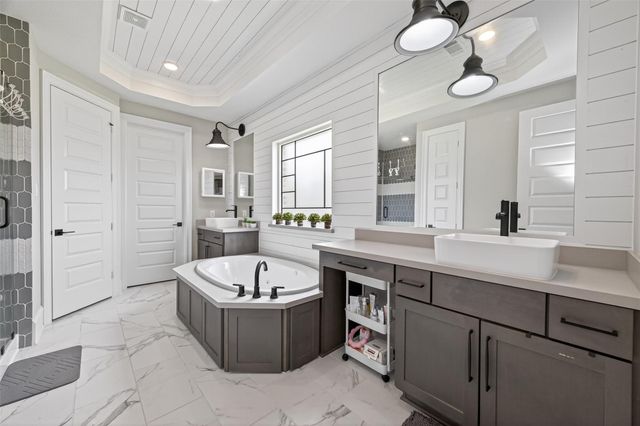 5106 Indian Pine Lane, Brookshire, TX 77423